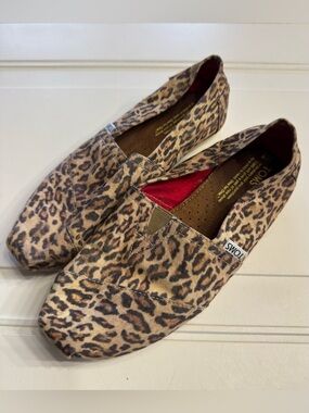 Toms Women’s Sz 8 Classic Alpargata Leopard Print Slip On Loafers Shoes